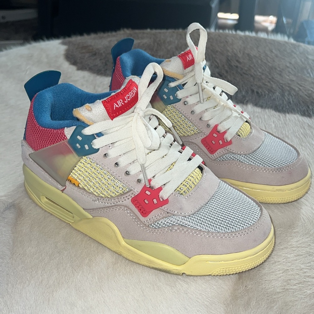 Guava Ice Jordan 4(High quality fakes) sizing men’s 5.5 woman’s 7